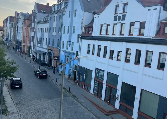 Baszta 7 Plaszczy, Panienska *